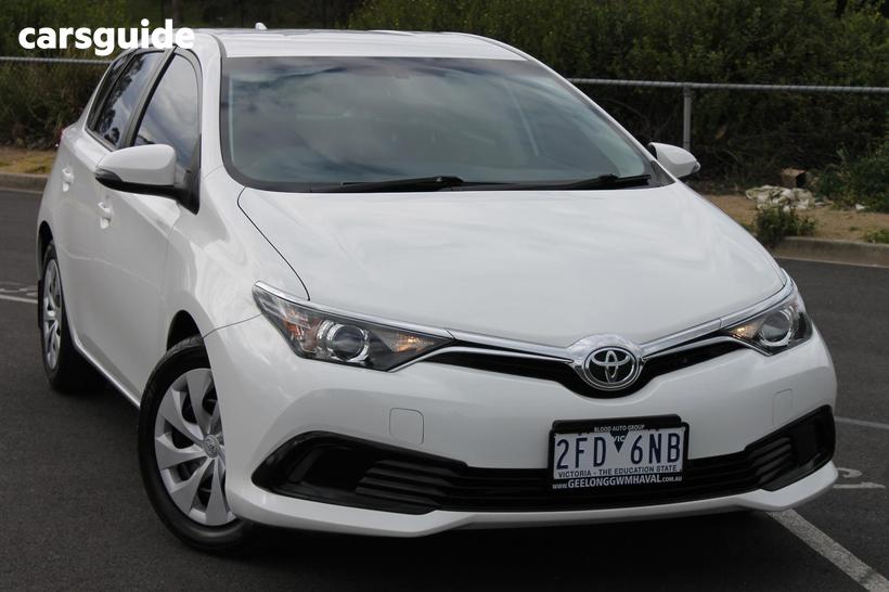 White 2018 Toyota Corolla Hatchback Ascent