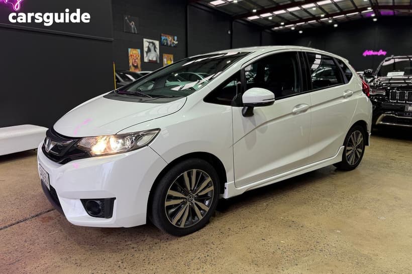 White 2016 Honda Jazz Hatchback Vti-S
