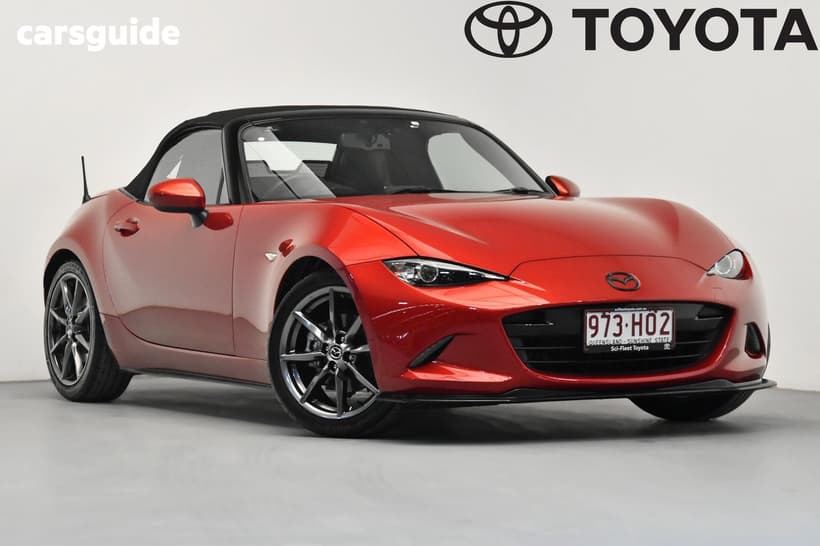 Red 2016 Mazda MX-5 Roadster Gt