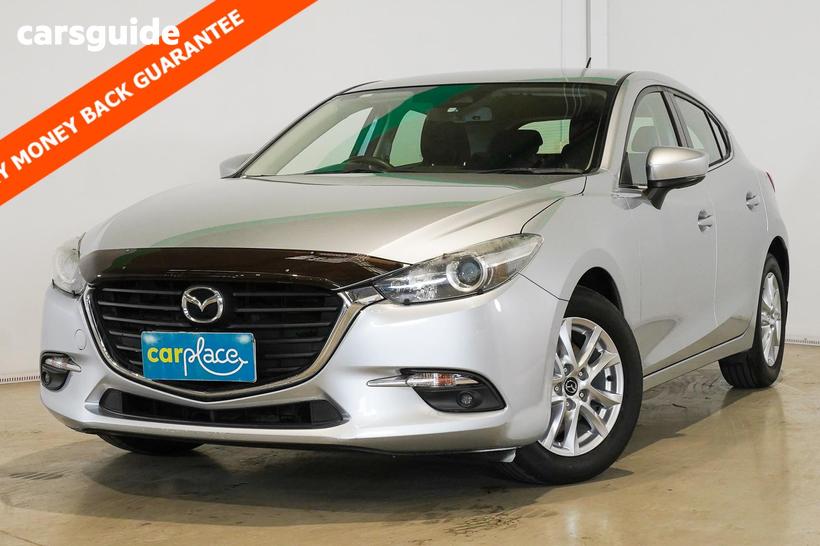 Silver 2017 Mazda 3 Hatchback Maxx