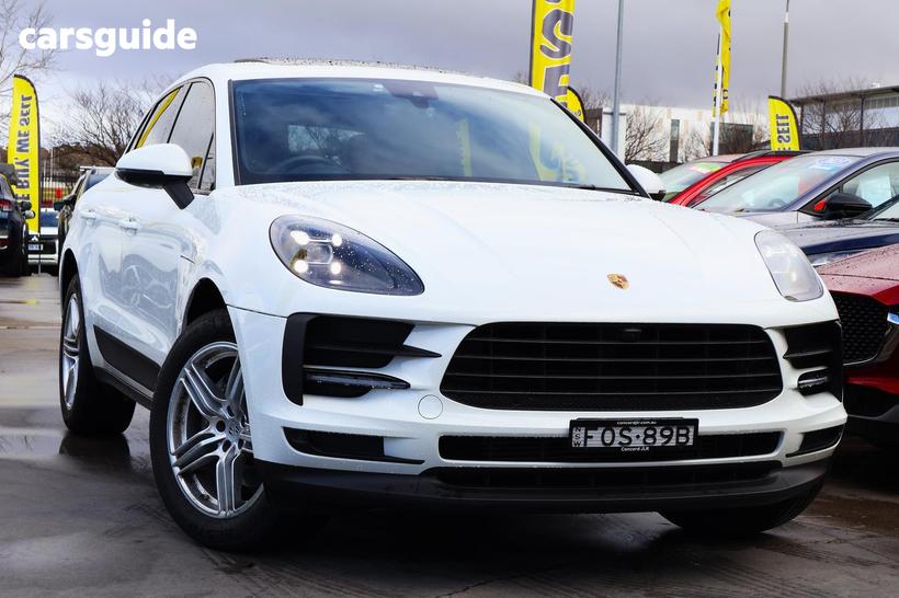 White 2019 Porsche Macan Wagon