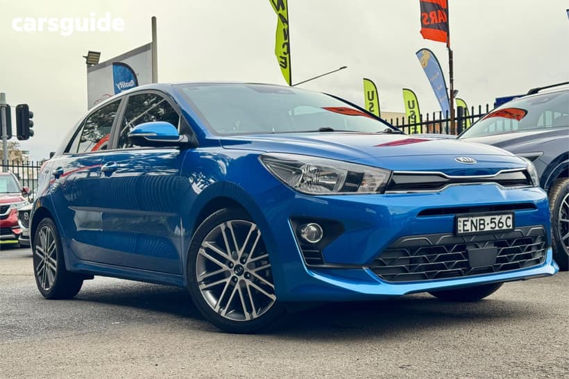 Blue 2021 Kia RIO Hatchback Sport