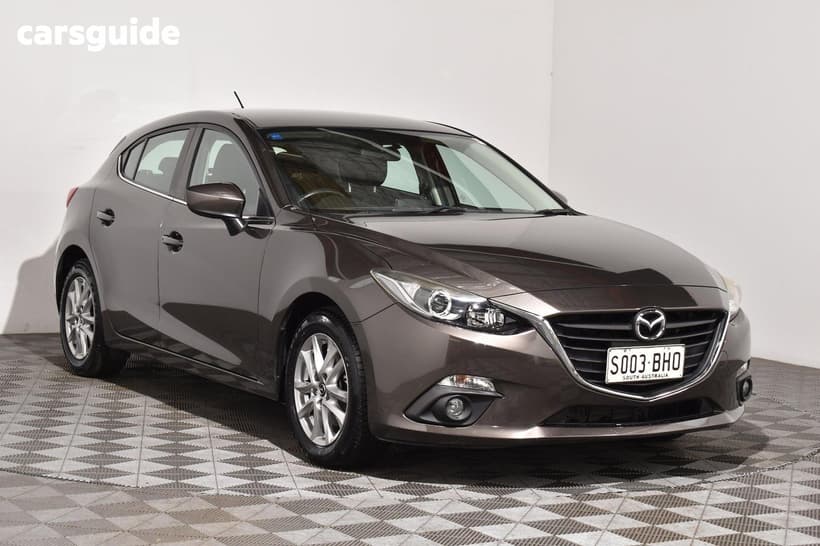 Grey 2015 Mazda 3 Hatchback Maxx