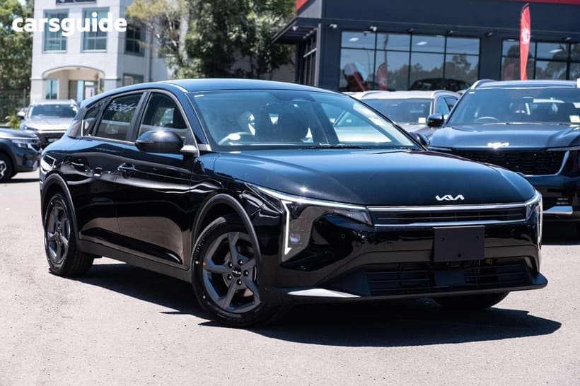 Black 2026 Kia K4 Hatchback S