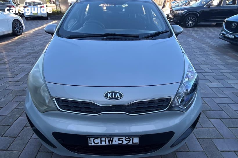 Silver 2012 Kia RIO Hatchback S