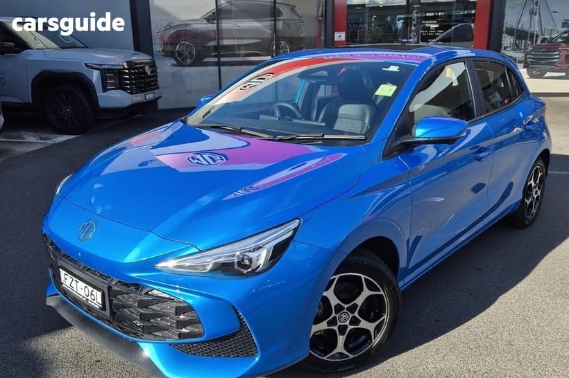 Blue 2025 MG MG3 Hatchback Essence
