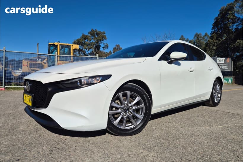 White 2020 Mazda 3 Hatchback G20 Pure