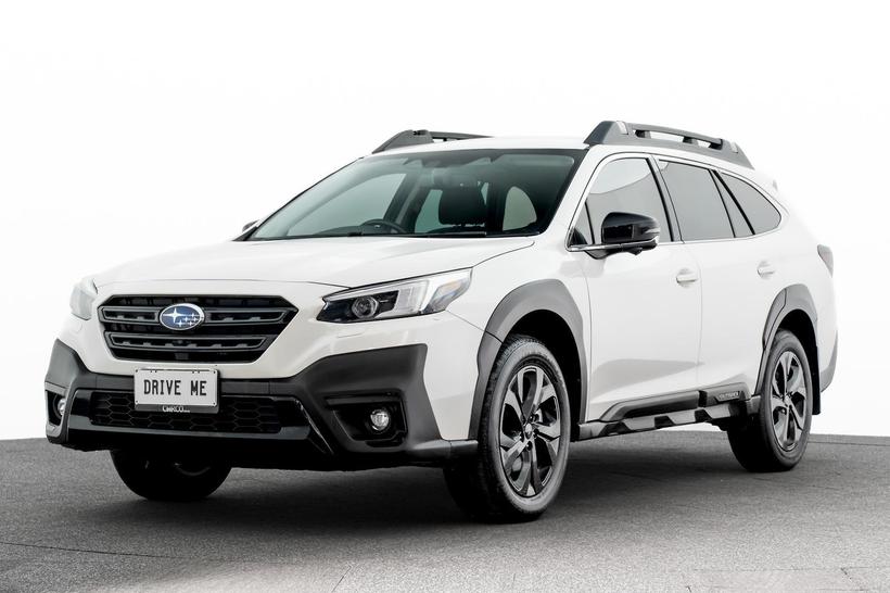 White 2022 Subaru Outback Wagon Awd Sport