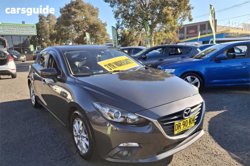 Grey 2015 Mazda 3 Hatchback Touring