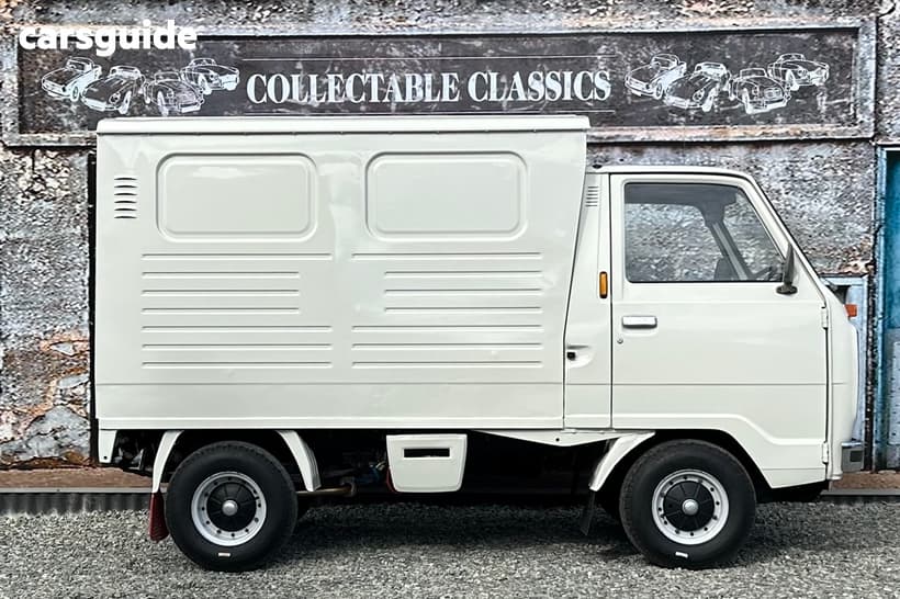 White 1976 Honda Other Commercial