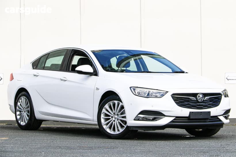 White 2019 Holden Calais Liftback