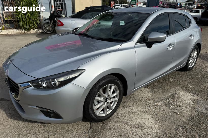 Silver 2017 Mazda 3 Hatchback Maxx