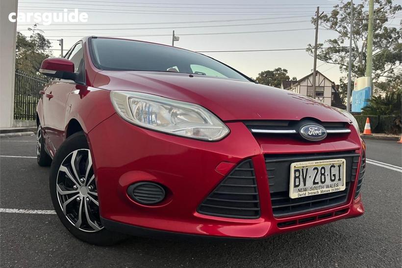 Red 2013 Ford Focus Hatchback Ambiente
