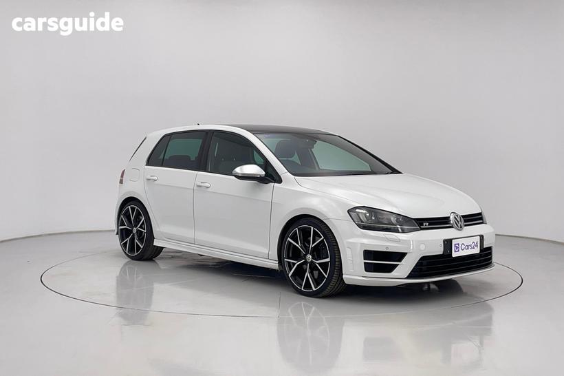 White 2015 Volkswagen Golf Hatchback R