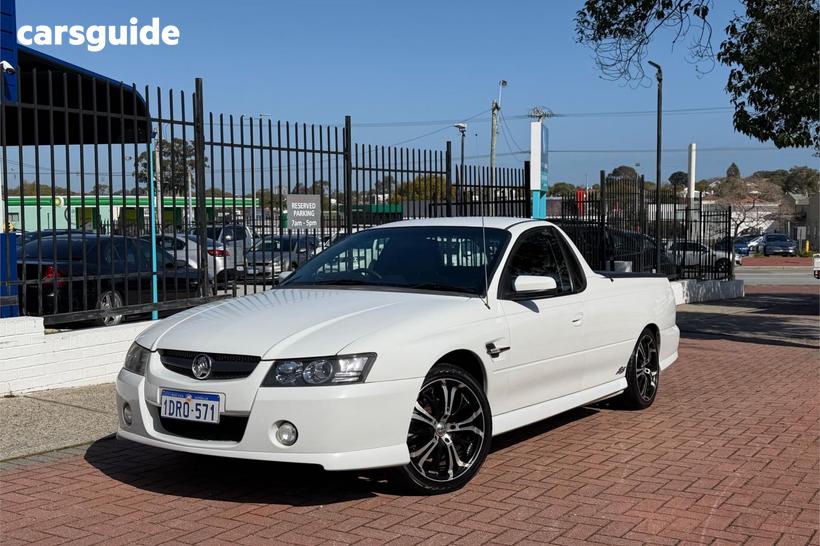 White 2005 Holden UTE Ute Tray SS R