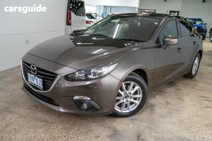 Grey 2015 Mazda 3 Hatchback Maxx