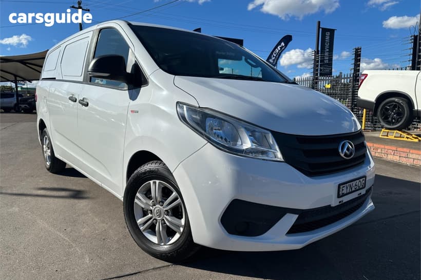 White 2022 LDV G10 Van Lift Door