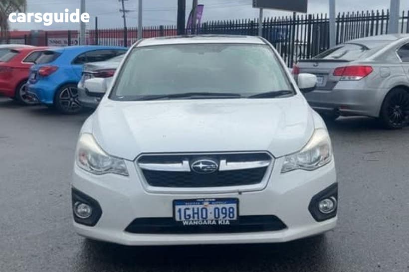 White 2012 Subaru Impreza Hatchback 2.0I-S (Awd)