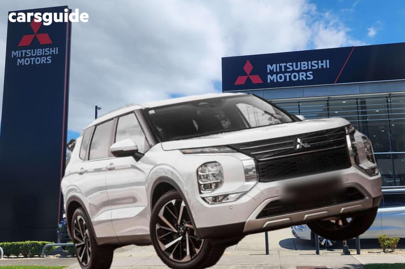 White 2025 Mitsubishi Outlander Wagon Aspire 7 Seat (Awd)