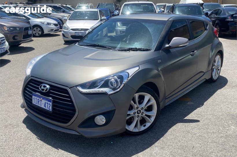 Grey 2015 Hyundai Veloster Coupe Sr Turbo