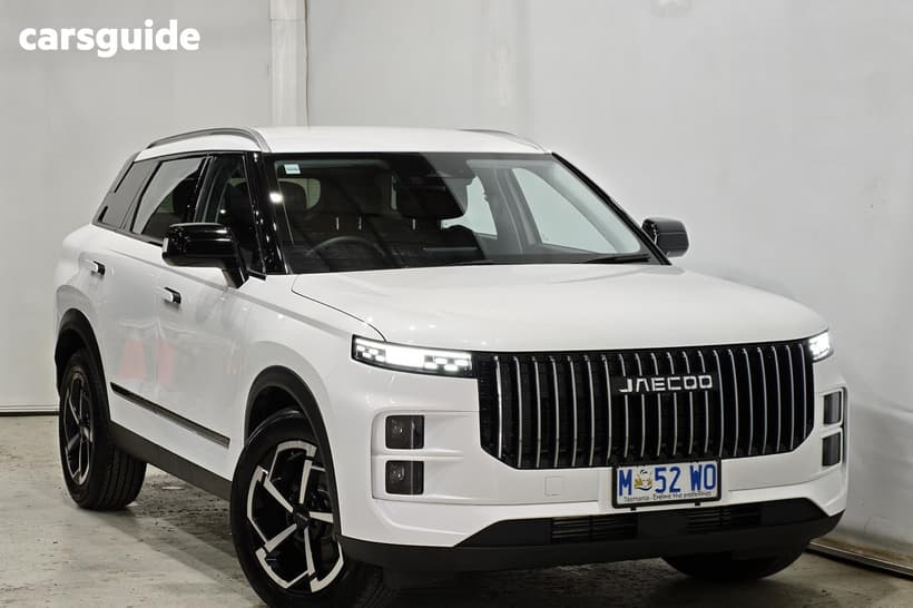 White 2025 Jaecoo J7 Wagon Core
