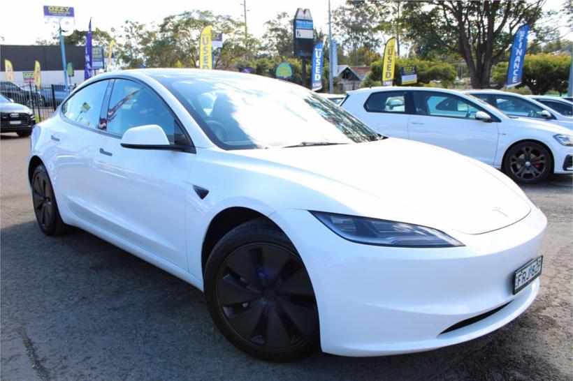 White 2025 Tesla Model 3 Sedan Rear-Wheel Drive