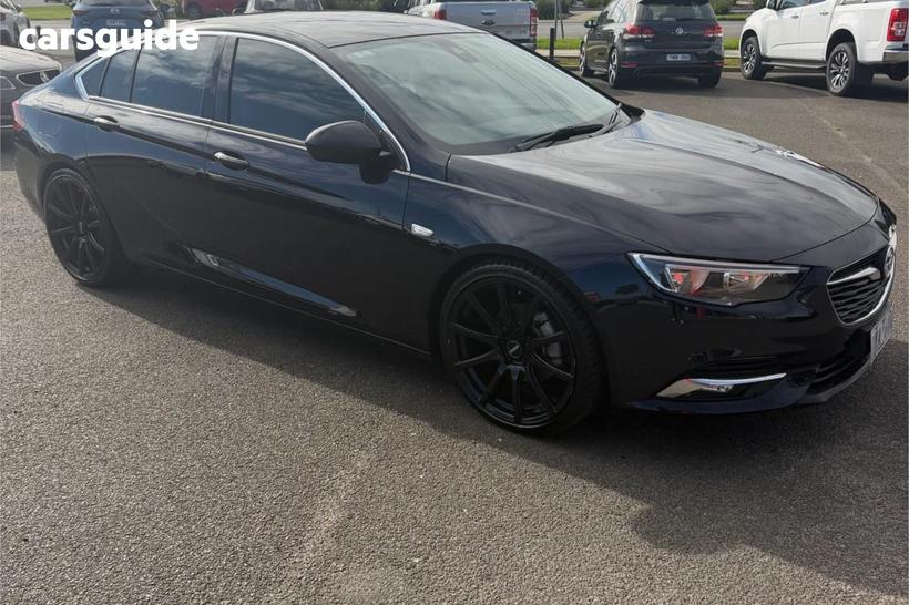 Black 2018 Holden Calais Liftback