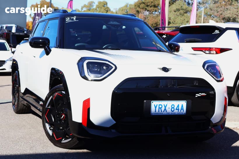 White 2025 Mini Aceman Hatchback Jcw E