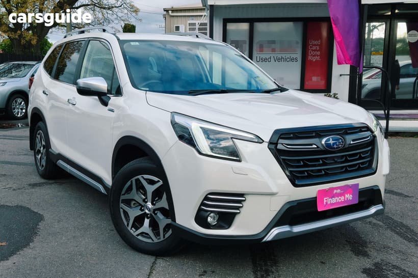 White 2023 Subaru Forester Wagon Hybrid L (Awd)