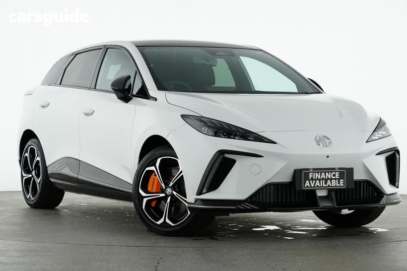 White 2024 MG MG4 Hatchback Xpower