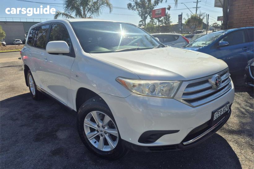 White 2012 Toyota Kluger Wagon Kx-R (Fwd) 7 Seat