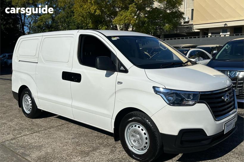 White 2021 Hyundai Iload Van 3S Liftback