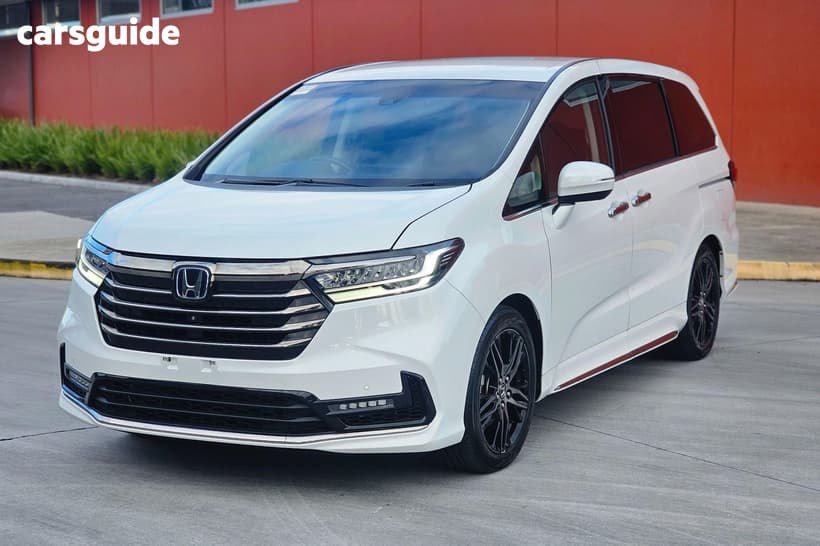 White 2021 Honda Odyssey OtherCar (HYBRID) 7 SEATER