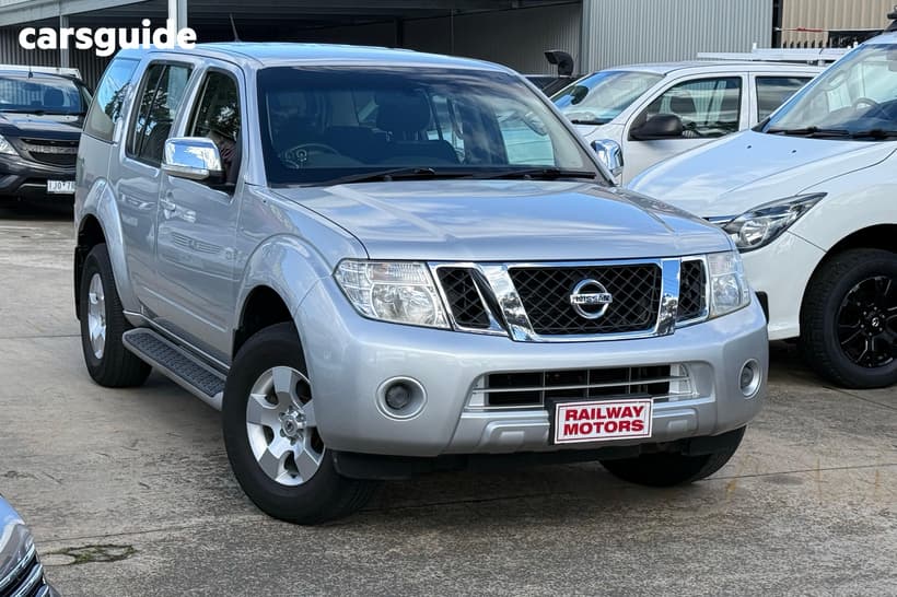 Silver 2012 Nissan Pathfinder Wagon St (4X4)