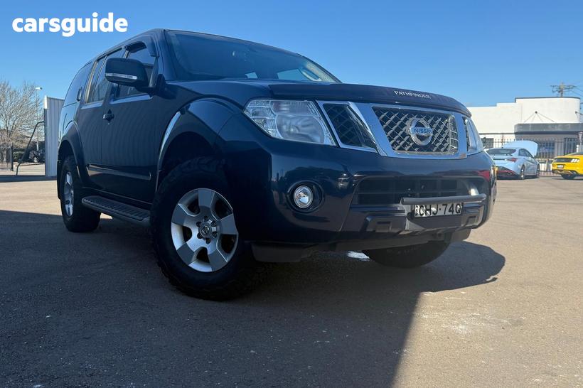 Grey 2012 Nissan Pathfinder Wagon St (4X4)