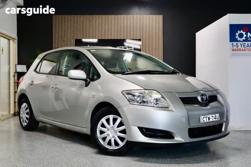 Silver 2009 Toyota Corolla Hatchback Ascent