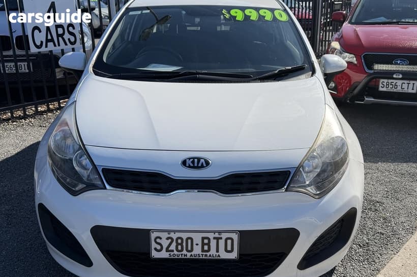 2014 Kia RIO Hatchback S