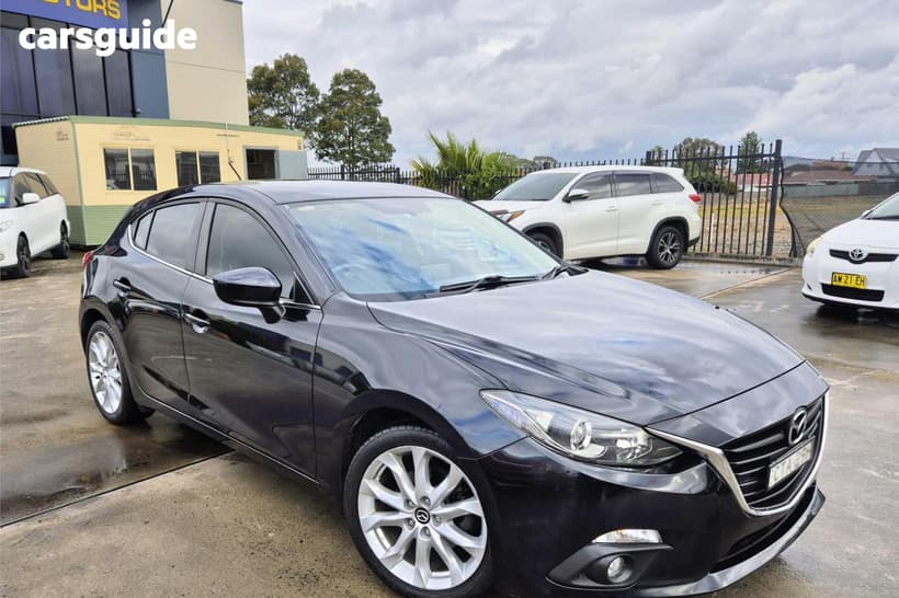 Black 2013 Mazda 3 Hatchback Sp25