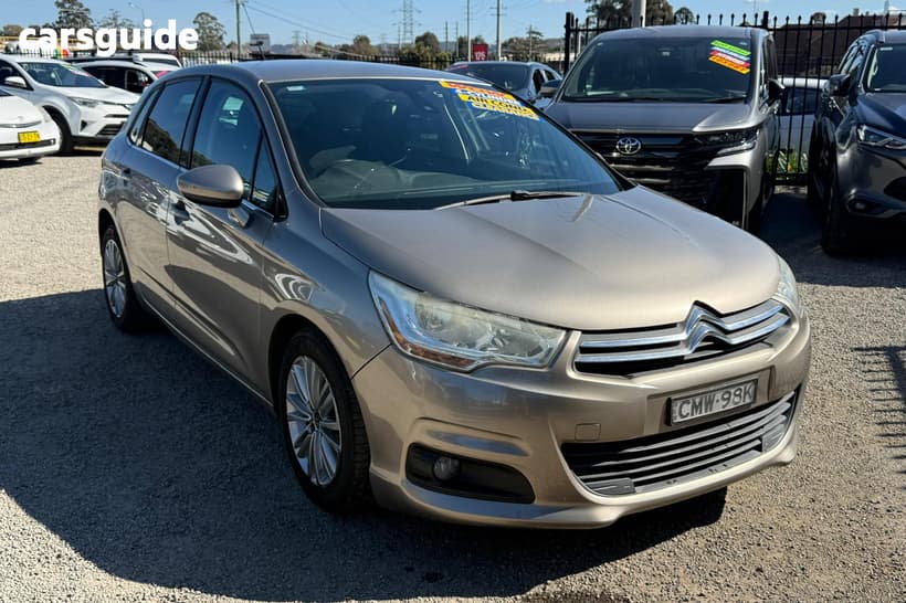 Gold 2012 Citroen C4 Hatchback Seduction E-Hdi