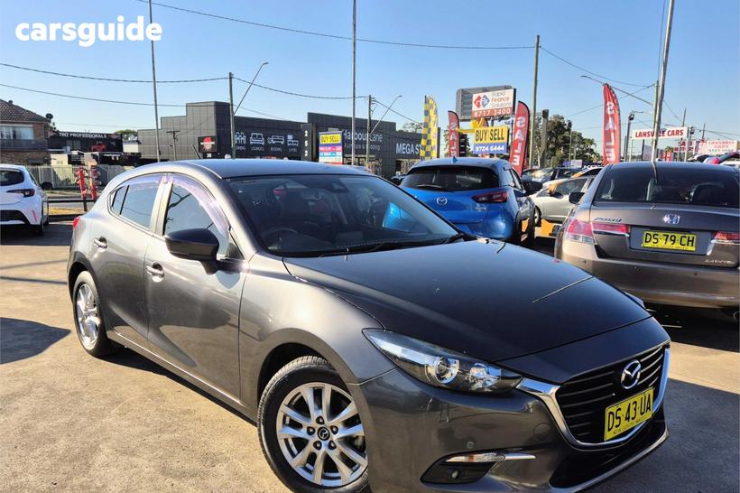 Grey 2018 Mazda 3 Hatchback Touring