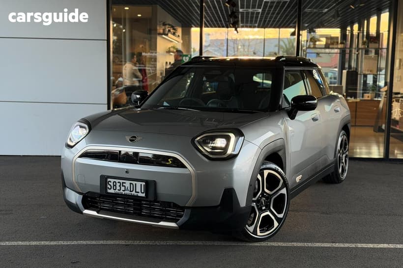 Silver 2025 Mini Aceman Hatchback Se