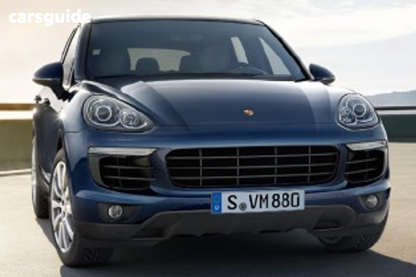 White 2014 Porsche Cayenne Wagon S