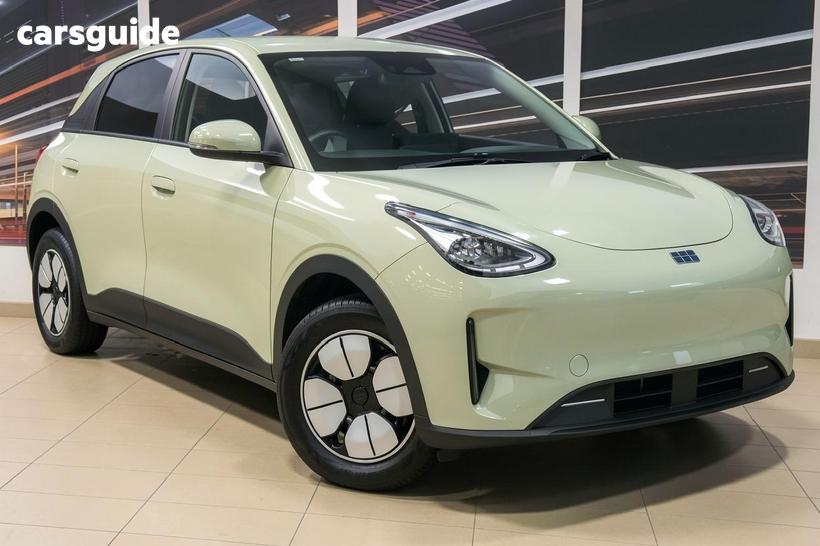 Green 2026 Geely Ex2 Hatchback Complete