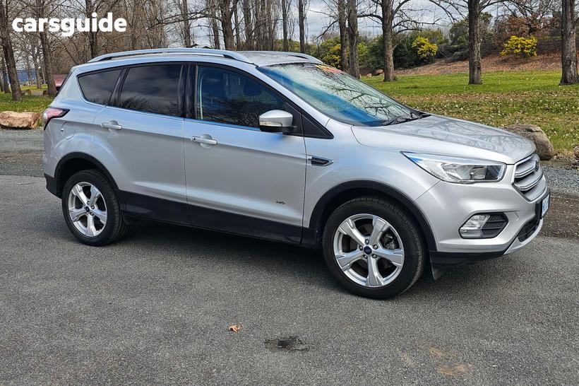 Silver 2017 Ford Escape Wagon Trend (Awd)