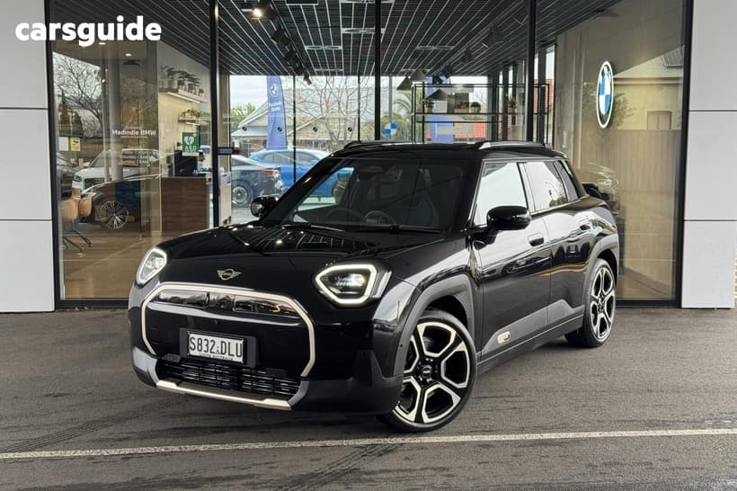 Black 2025 Mini Aceman Hatchback Se