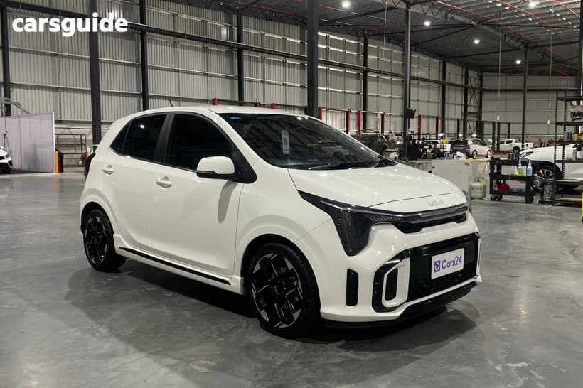 White 2025 Kia Picanto Hatchback Gt Line (Pe2)