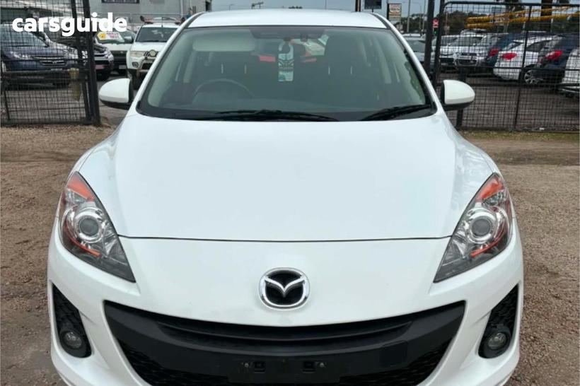 White 2012 Mazda 3 Hatchback Maxx Sport