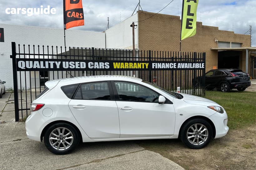 White 2012 Mazda 3 Hatchback Neo