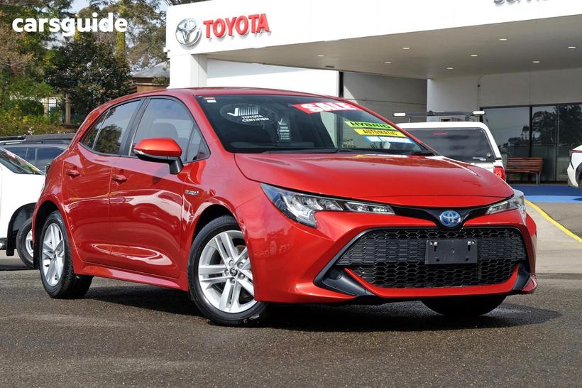 Red 2018 Toyota Corolla Hatchback Ascent Sport (Hybrid)
