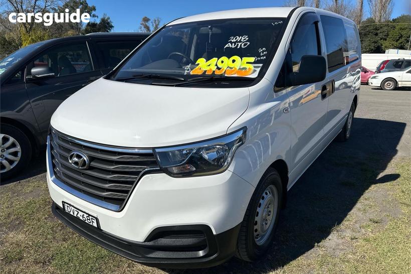 White 2018 Hyundai Iload Van 3S Liftback